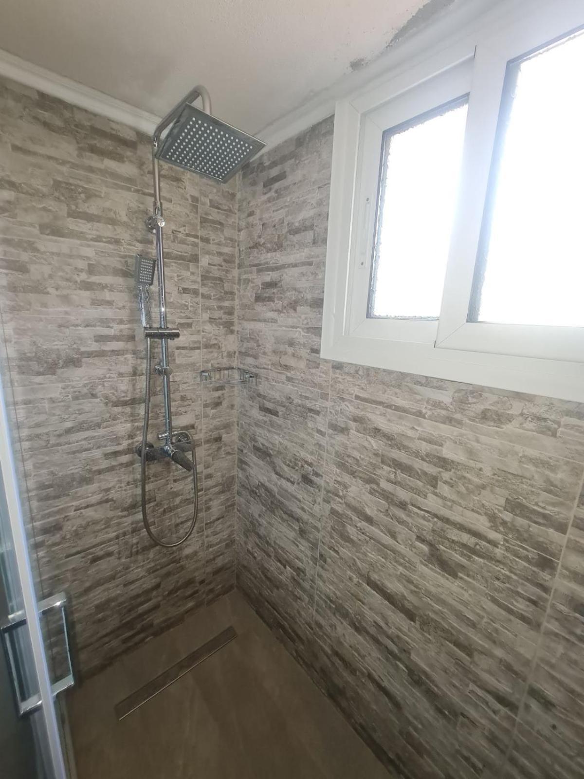 Nea Peramos Large Apartment Near The Beach Bagian luar foto
