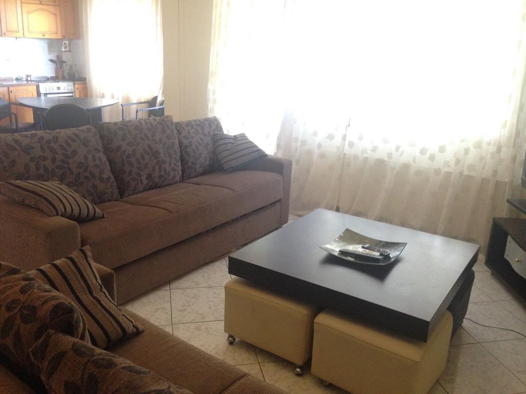 Nea Peramos Large Apartment Near The Beach Bagian luar foto