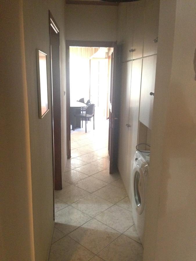 Nea Peramos Large Apartment Near The Beach Bagian luar foto